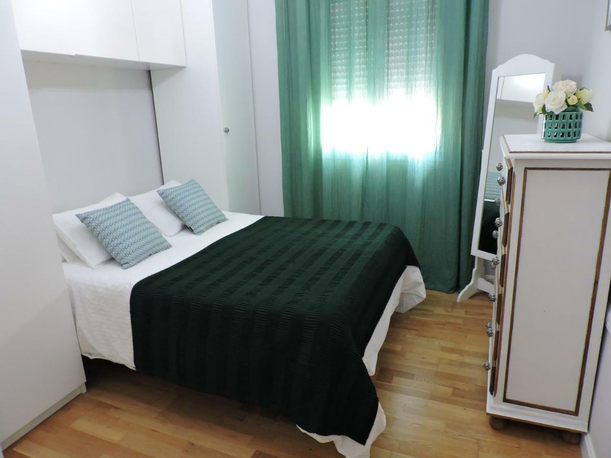 Apartamentos Bahia El Puerto de Santa Maria Luaran gambar